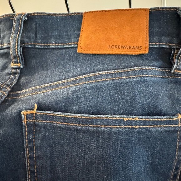 Like new J Crew straight leg jeans - Picture 3 of 4